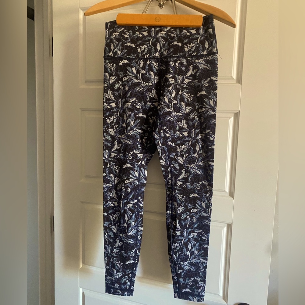 LULULEMON Wunder Under Hi-Rise Tight Leggings Yoga size 8
